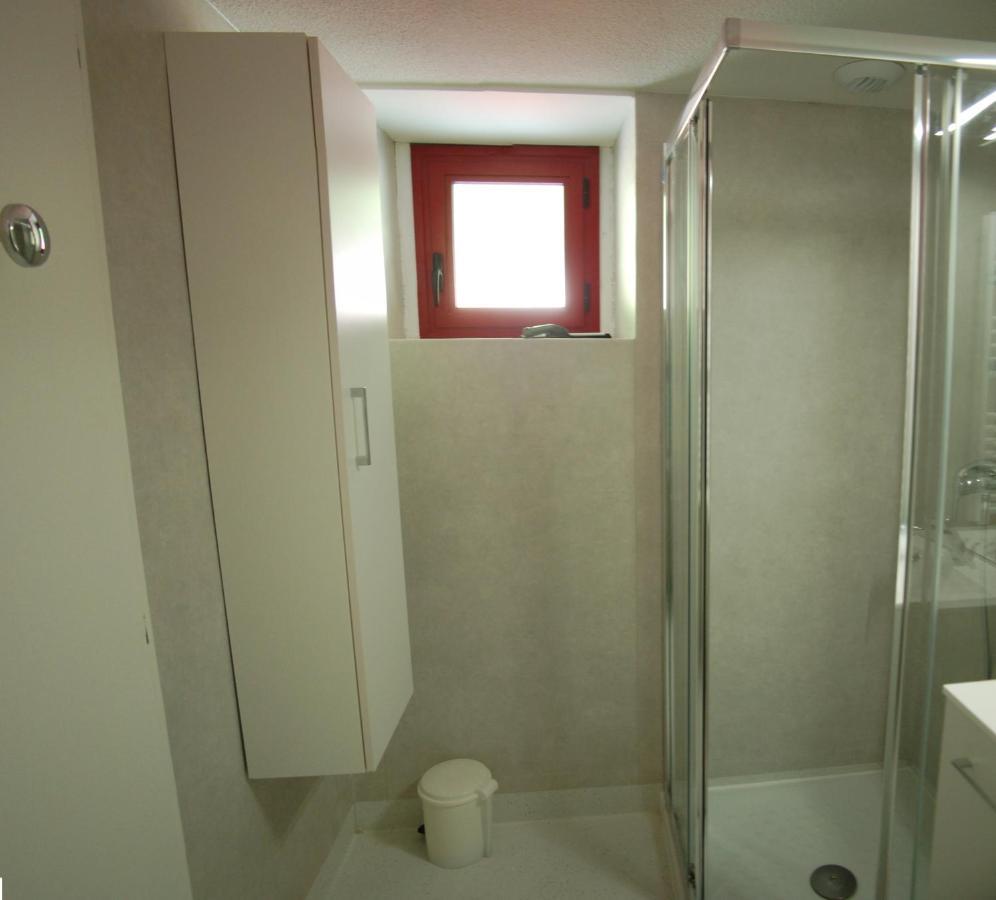 Gite Du Haut Cantal - Appartements Meubles Avec Kitchenette Et Chambres Sans Kitchenette Condat  Exterior photo